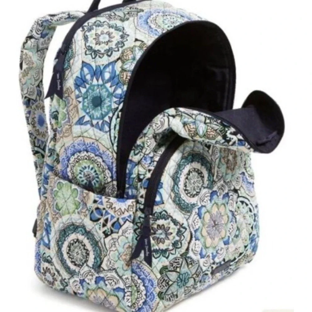 Vera Bradley Essential Large Backpack Laptop Pocket NWT Sketched Medallion - Picture 2 of 7